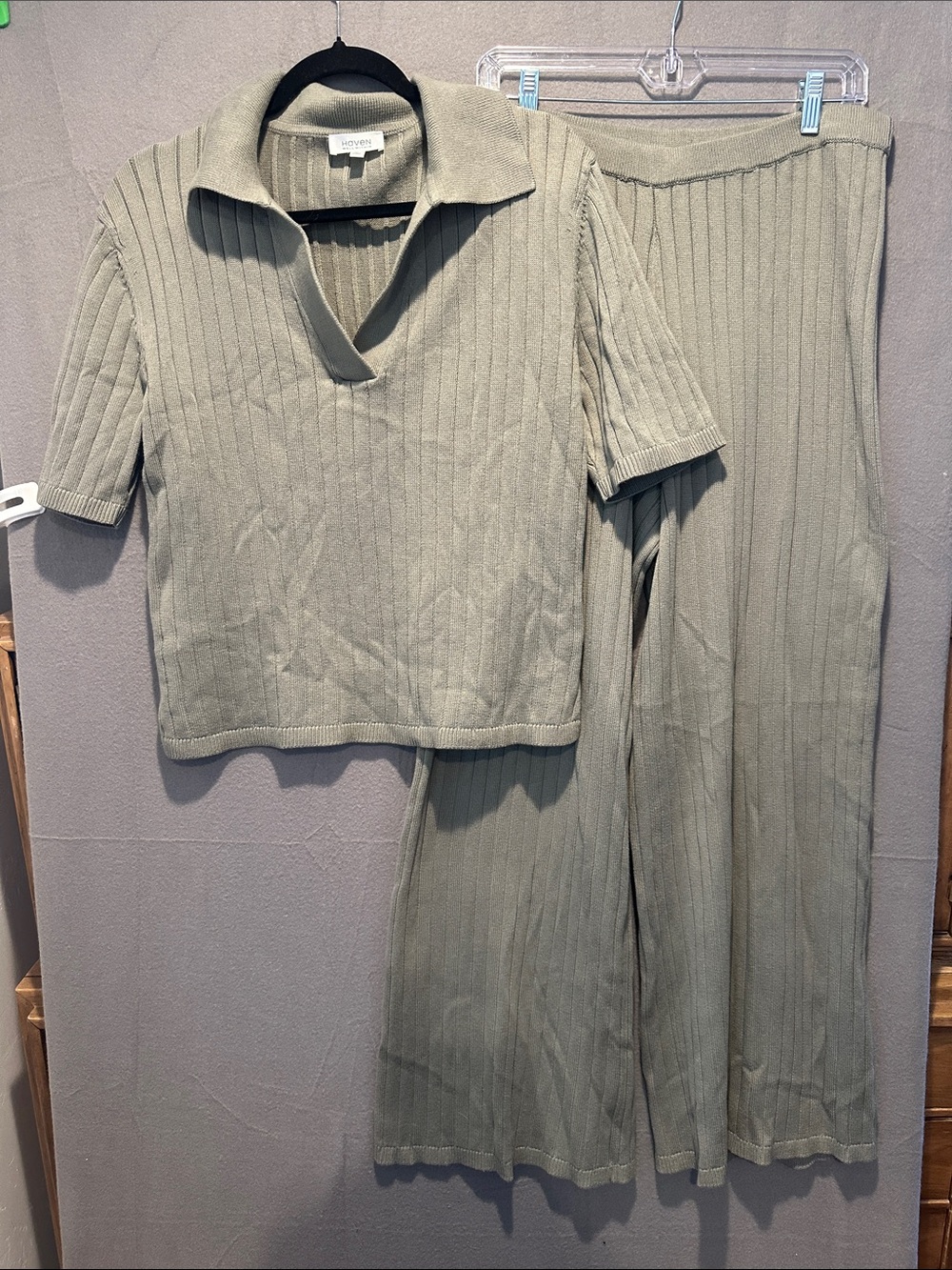 Relaxed Ribbed Polo Knit Top in Sage
